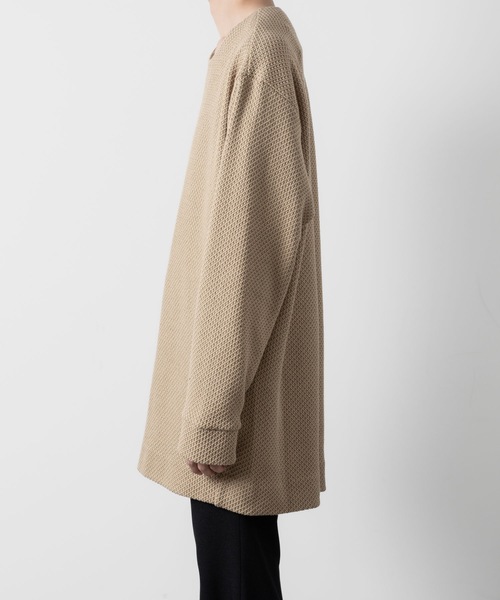 ato(アトウ)の「OVERSIZED RUSSEL JERSEY(ニット/セーター・メンズ・ベージュ/ブラック・48/46)」の9枚目の写真