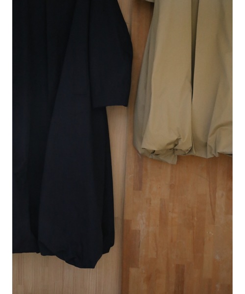 Katrin TOKYO（カトリーントーキョー）の「balloon soutien collar coat（ステンカラーコート・レディース・ネイビー/ベージュ・FREE/XS）」の8枚目の写真