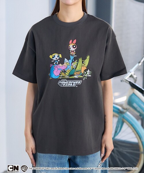 PUBLUX(パブリュクス)の「PUBLUX/パブリュクス 【THE POWERPUFF GIRLS】パワーパフ ガールズ フロントアートTシャツ 限定展開(Tシャツ/カットソー・レディース・オフホワイト/チャコールグレー・フリ-)」の8枚目の写真