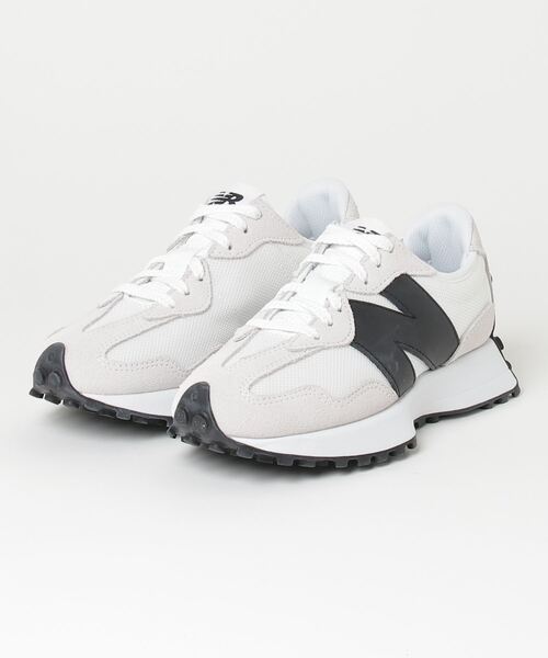 NEW BALANCE(ニューバランス)の「ニューバランス New Balance 327(スニーカー・メンズ・ホワイト×ブラック・23.5cm/24.5cm/25.5cm/23.0cm/24.0cm/25.0cm/26.0cm)」の4枚目の写真