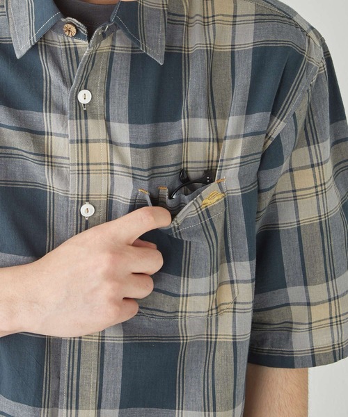 KRIFF MAYER（クリフメイヤー）の「【綿100％】グラスポケットシャツ（シャツ/ブラウス・メンズ・カラフル/イエロー/ネイビー/グレー/サックスブルー・MEDIUM/LARGE/X-LARGE）」の17枚目の写真