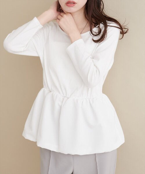natural couture(ナチュラルクチュール)の「【大人ナチュ】バルーンヘム×リブトップス(Tシャツ/カットソー・レディース・オフホワイト/ブラック・FREE)」の3枚目の写真