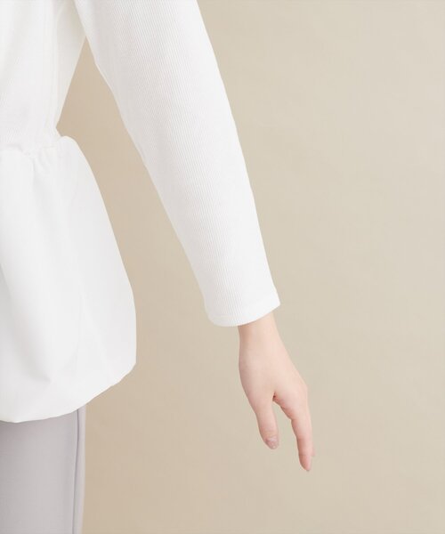 natural couture(ナチュラルクチュール)の「【大人ナチュ】バルーンヘム×リブトップス(Tシャツ/カットソー・レディース・オフホワイト/ブラック・FREE)」の18枚目の写真