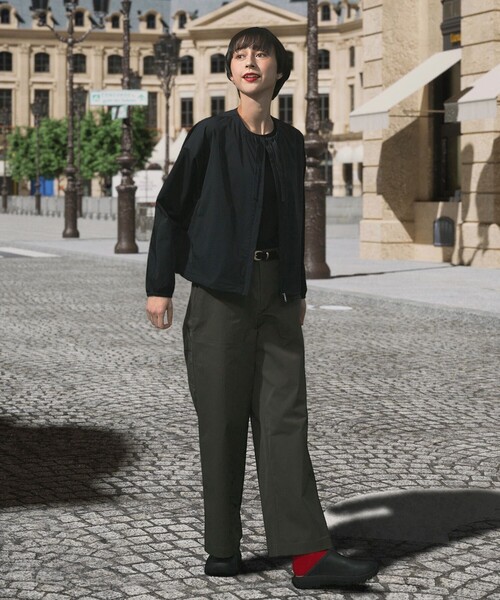 AIGLE（エーグル）の「UVカット 撥水ラウンドネックジャケット（ノーカラージャケット・レディース・ブラック/ベージュ/グリーン・38/34/36/40）」の8枚目の写真