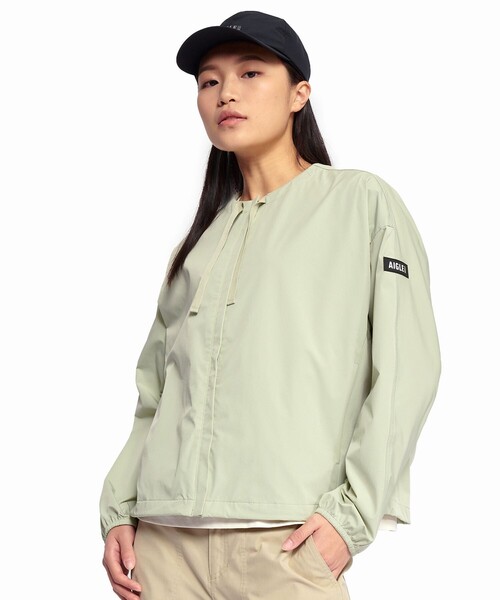 AIGLE（エーグル）の「UVカット 撥水ラウンドネックジャケット（ノーカラージャケット・レディース・ブラック/ベージュ/グリーン・38/34/36/40）」の18枚目の写真