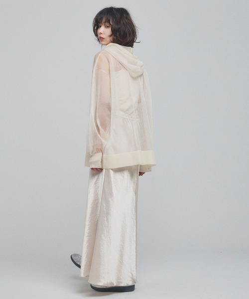 ELLEgirl(エルガール)の「シアーニットフード付プルオーバー(ニット/セーター・レディース・サックスブルー/ブラック/アイボリー・FREE)」の10枚目の写真