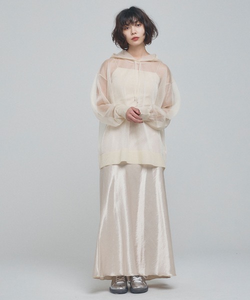 ELLEgirl(エルガール)の「シアーニットフード付プルオーバー(ニット/セーター・レディース・サックスブルー/ブラック/アイボリー・FREE)」の11枚目の写真