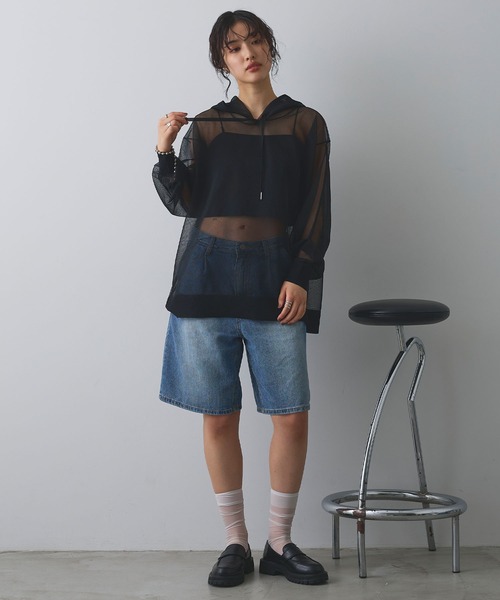 ELLEgirl(エルガール)の「シアーニットフード付プルオーバー(ニット/セーター・レディース・サックスブルー/ブラック/アイボリー・FREE)」の18枚目の写真