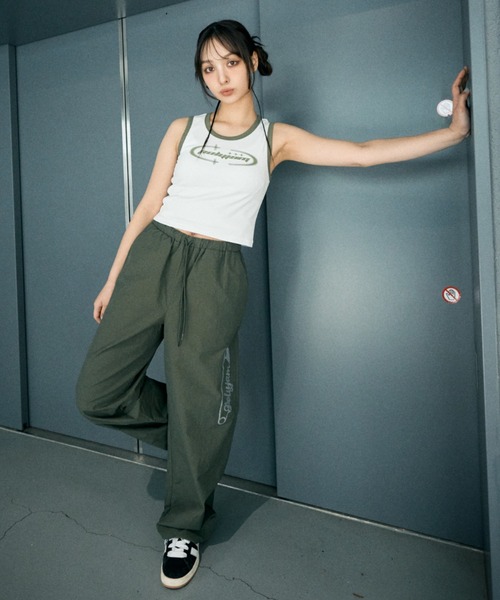 Poly Jam(ポリージャム)の「Side logo nylon pants / サイドロゴ ナイロンパンツ(その他パンツ・レディース・カーキ/ブラック・FREE)」の14枚目の写真