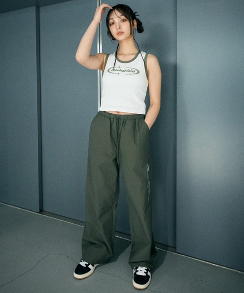Poly Jam(ポリージャム)の「Side logo nylon pants / サイドロゴ ナイロンパンツ(その他パンツ・レディース・カーキ/ブラック・FREE)」の12枚目の写真