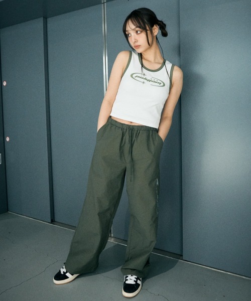 Poly Jam(ポリージャム)の「Side logo nylon pants / サイドロゴ ナイロンパンツ(その他パンツ・レディース・カーキ/ブラック・FREE)」の10枚目の写真