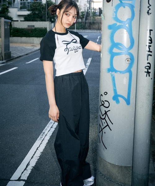 Poly Jam(ポリージャム)の「Side logo nylon pants / サイドロゴ ナイロンパンツ(その他パンツ・レディース・カーキ/ブラック・FREE)」の5枚目の写真