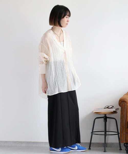 cepo（セポ）の「ワッシャーＶネックシアーシャツブラウス（シャツ/ブラウス・レディース・オフホワイト/オレンジ/イエロー/ネイビー/ブラウン・M）」の8枚目の写真