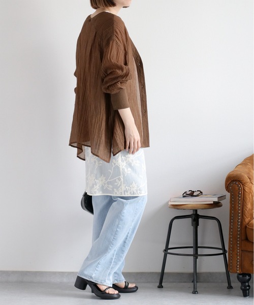 cepo（セポ）の「ワッシャーＶネックシアーシャツブラウス（シャツ/ブラウス・レディース・オフホワイト/オレンジ/イエロー/ネイビー/ブラウン・M）」の11枚目の写真