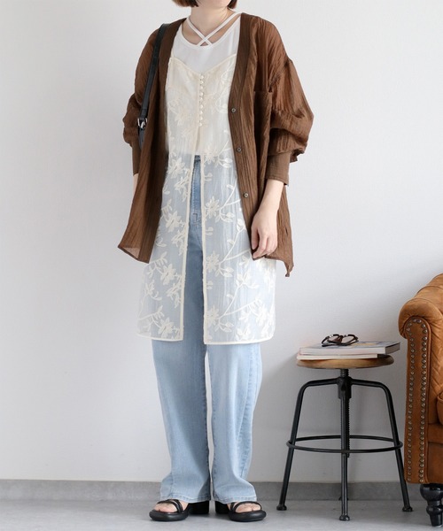 cepo（セポ）の「ワッシャーＶネックシアーシャツブラウス（シャツ/ブラウス・レディース・オフホワイト/オレンジ/イエロー/ネイビー/ブラウン・M）」の9枚目の写真