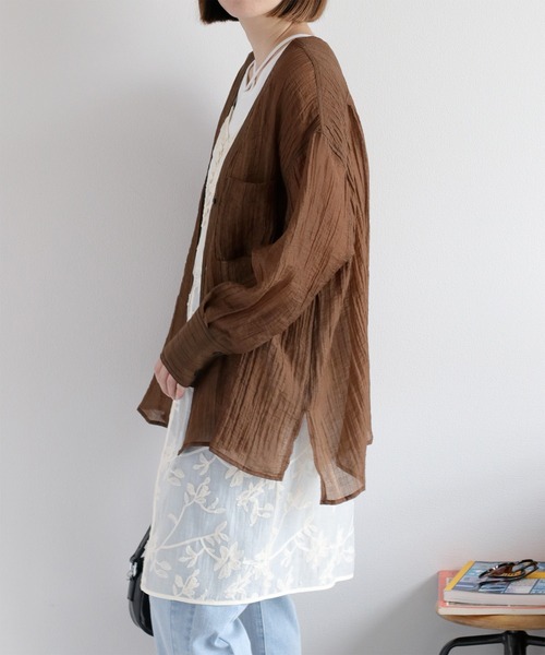 cepo（セポ）の「ワッシャーＶネックシアーシャツブラウス（シャツ/ブラウス・レディース・オフホワイト/オレンジ/イエロー/ネイビー/ブラウン・M）」の17枚目の写真