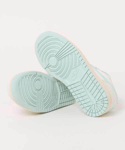 セール】JORDAN BRAND W AIR JORDAN 1 LOW ウィメンズ エア ジョーダン