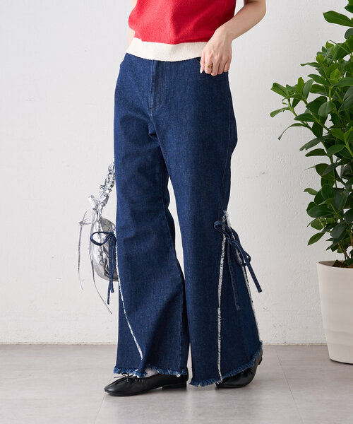 w closet（ダブルクローゼット）の「【2サイズ展開】フリンジフレアデニム（デニムパンツ・レディース・ブルー/インディゴブルー・0/1）」の2枚目の写真