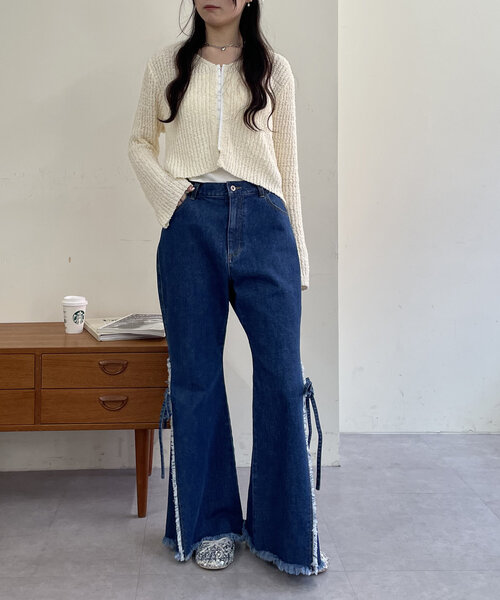 w closet（ダブルクローゼット）の「【2サイズ展開】フリンジフレアデニム（デニムパンツ・レディース・ブルー/インディゴブルー・0/1）」の22枚目の写真