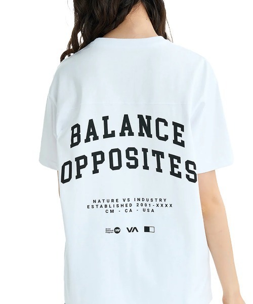 RVCA(ルーカ)の「RVCA レディース ARCH RVCA LOOSE FIT ST Tシャツ 【2025年夏モデル】/ルーカカレッジロゴバックプリント半袖Tシャツ(Tシャツ/カットソー・レディース・ブラウン系その他/ホワイト/ブラック・LARGE/SMALL/MEDIUM)」の5枚目の写真
