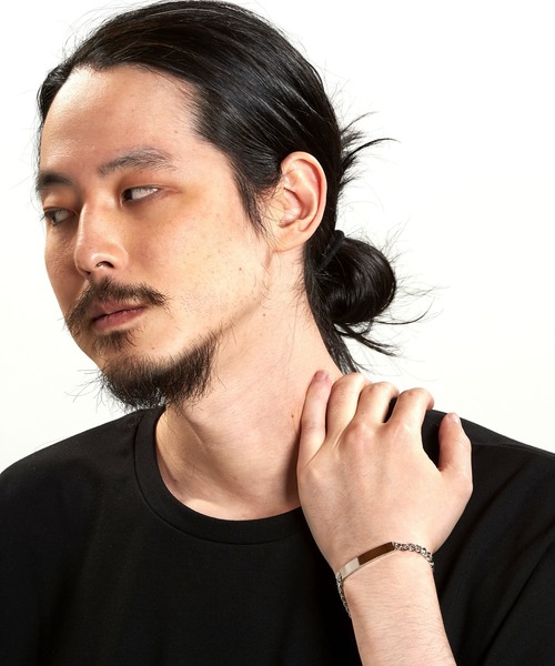 NO ID.(ノーアイディ)の「フラットリンクチェーンIDブレスレット(ブレスレット・メンズ・シルバー・ONE SIZE)」の7枚目の写真