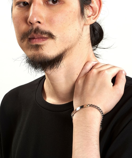NO ID.(ノーアイディ)の「フラットリンクチェーンIDブレスレット(ブレスレット・メンズ・シルバー・ONE SIZE)」の13枚目の写真