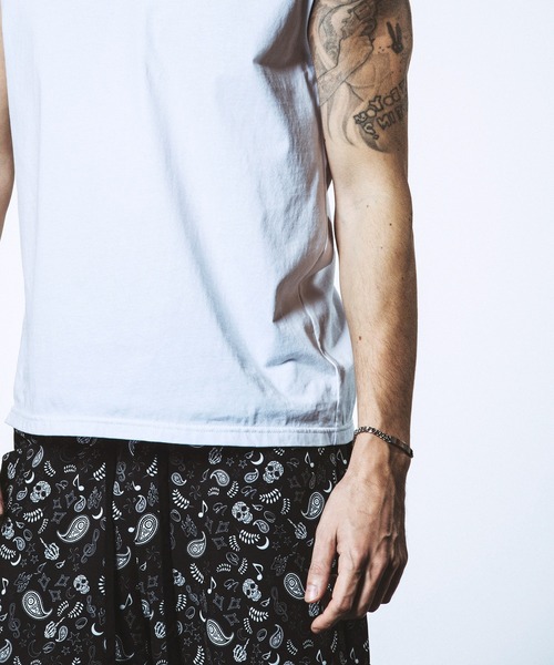 NO ID.(ノーアイディ)の「フラットリンクチェーンIDブレスレット(ブレスレット・メンズ・シルバー・ONE SIZE)」の15枚目の写真