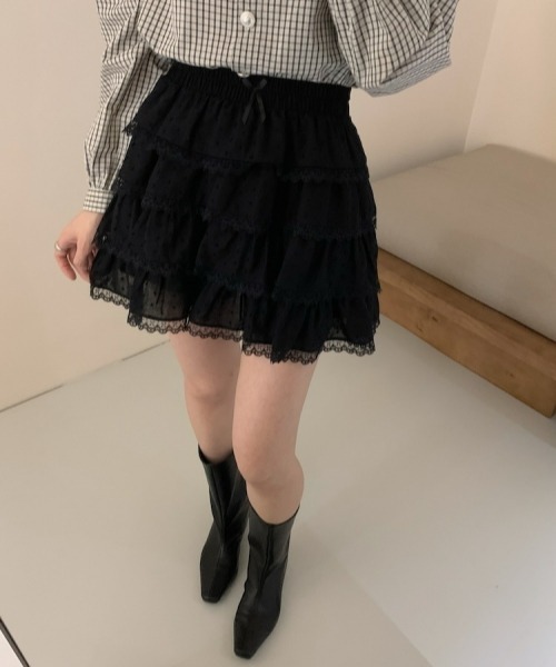gossip!ロサンゼルス(ゴシップロサンゼルス)の「レトロガーリー レースフリルティアードミニスカート(スカート・レディース・ホワイト/ブラック・FREE)」の12枚目の写真