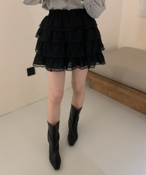 gossip!ロサンゼルス(ゴシップロサンゼルス)の「レトロガーリー レースフリルティアードミニスカート(スカート・レディース・ホワイト/ブラック・FREE)」の13枚目の写真
