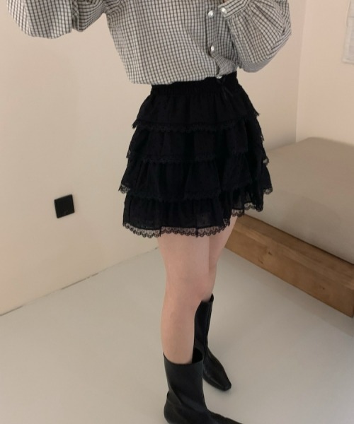 gossip!ロサンゼルス(ゴシップロサンゼルス)の「レトロガーリー レースフリルティアードミニスカート(スカート・レディース・ホワイト/ブラック・FREE)」の17枚目の写真