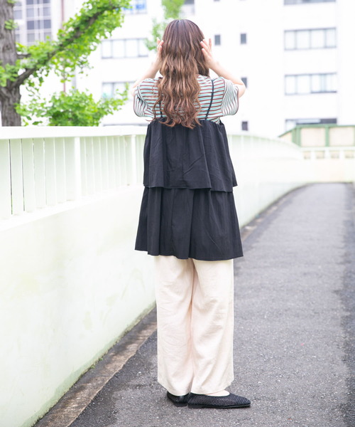 ITEMS URBANRESEARCH（アイテムズ アーバンリサーチ）の「チュニックレイヤードキャミソール（チュニック・レディース・ベージュ/ブラック・FREE）」の8枚目の写真