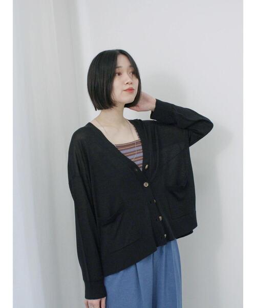 Samansa Mos2 blue（サマンサモスモスブルー）の「【接触冷感】マルチスタイルVカーデ（カーディガン/ボレロ・レディース・ブラック/ブルー/ピンク/ライトベージュ/オフホワイト/ネイビー/グリーン・L/M）」の19枚目の写真