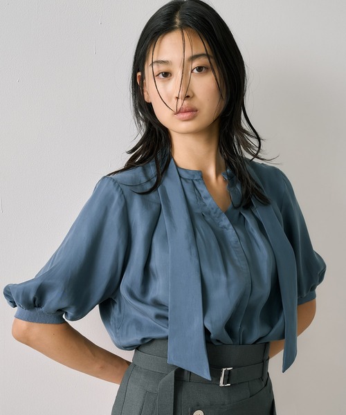 UNITED TOKYO(ユナイテッドトウキョウ)の「キュプラタックハーフスリーブブラウス|ウォッシャブル/オケージョン/オフィスカジュアル/春服(シャツ/ブラウス・レディース・ベージュ/オリーブ/ブルー/ブラウン/グリーン・FREE)」の7枚目の写真