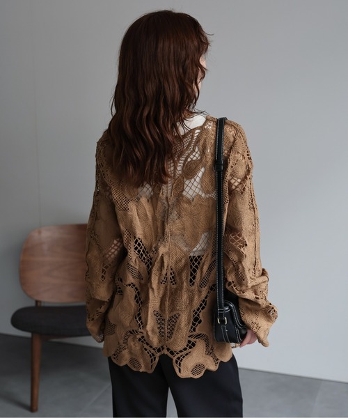 ap retro(アプレトロ)の「レースシアーカーディガン / レースブラウス(シャツ/ブラウス・レディース・オフホワイト/ブラック/ブラウン・FREE)」の4枚目の写真