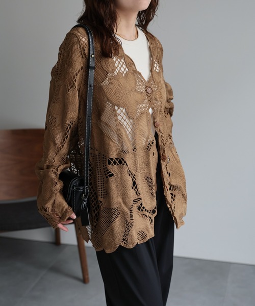 ap retro(アプレトロ)の「レースシアーカーディガン / レースブラウス(シャツ/ブラウス・レディース・オフホワイト/ブラック/ブラウン・FREE)」の14枚目の写真