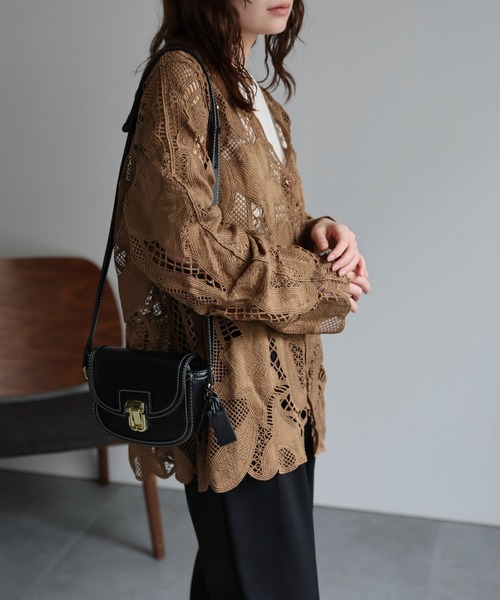 ap retro(アプレトロ)の「レースシアーカーディガン / レースブラウス(シャツ/ブラウス・レディース・オフホワイト/ブラック/ブラウン・FREE)」の13枚目の写真