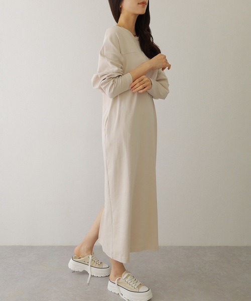Lace Ladies(レースレディース)の「ソリッドカラー バック スリット マキシ カット ワンピース(ワンピース・レディース・チャコールグレー/ブラック/オートミール/ベージュ・S/FREE)」の21枚目の写真