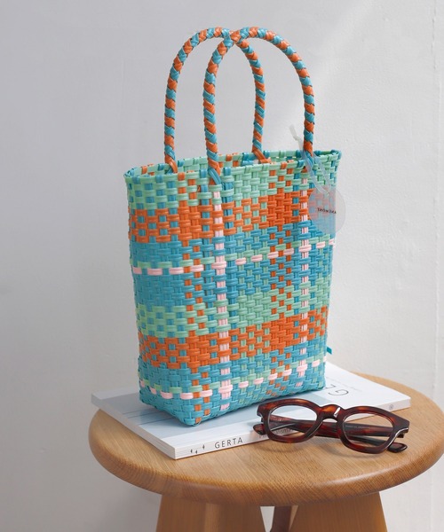 ANEMONE（アネモネ）の「プラかごバッグ（かごバッグ・レディース・ブルー/グリーン/ピンク・FREE）」の2枚目の写真