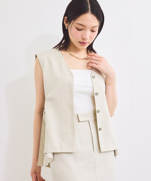VIS（ビス）の「【セットアップ対応】サイドベルトフレアジレ（ベスト・レディース・オフホワイト/チャコールグレー・FREE）」の3枚目の写真