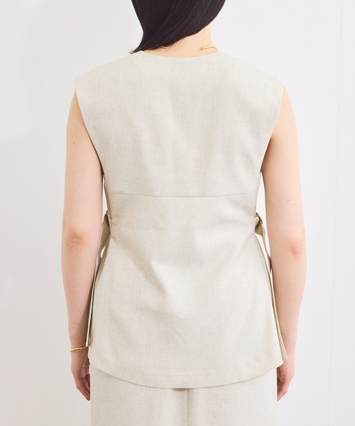 VIS（ビス）の「【セットアップ対応】サイドベルトフレアジレ（ベスト・レディース・オフホワイト/チャコールグレー・FREE）」の10枚目の写真
