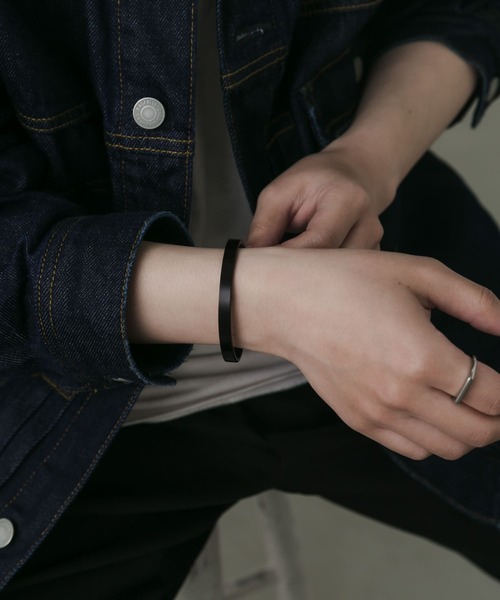 セール】ステンレスマットバングル（バングル/リストバンド）｜SMELLY