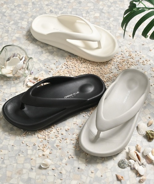 Honeys（ハニーズ）の「軽量トングサンダル（サンダル・レディース・ライトグレー系/アイボリー/ブラック・L/M/S）」の20枚目の写真