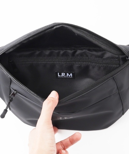 L.R.M(エルアールエム)の「L.R.M 隠しジップウエストバッグ(ボディバッグ/ウエストポーチ・レディース・ブラック系その他/ブラック・FREE)」の8枚目の写真