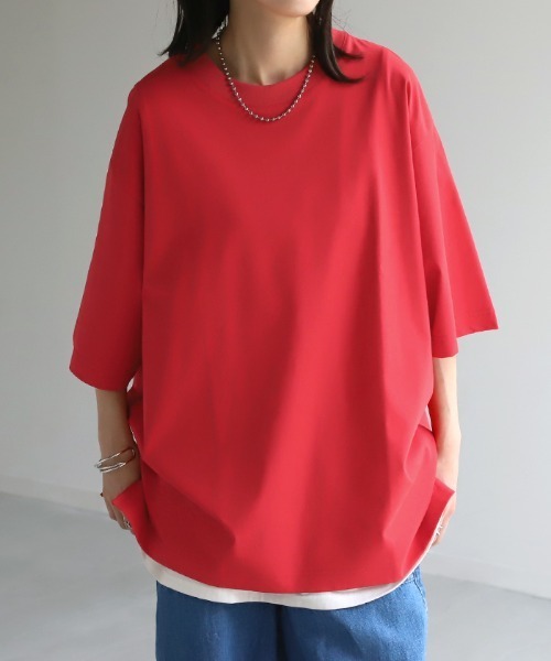 HUG.U(ハグユー)の「「体感 -2℃ !?」 接触冷感Tシャツ(Tシャツ/カットソー・レディース・ブラック/グレイッシュベージュ/オリーブ/ホワイト/ライトグレー/モスグリーン/レッド/ライトイエロー/ナチュラル/グレイッシュブルー・M/L)」の10枚目の写真