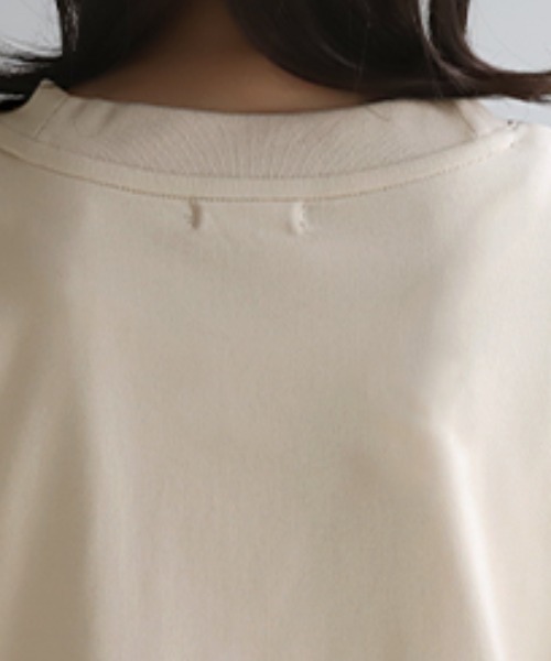 HUG.U(ハグユー)の「「体感 -2℃ !?」 接触冷感Tシャツ(Tシャツ/カットソー・レディース・ブラック/グレイッシュベージュ/オリーブ/ホワイト/ライトグレー/モスグリーン/レッド/ライトイエロー/ナチュラル/グレイッシュブルー・M/L)」の18枚目の写真