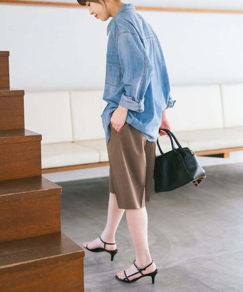 Spick & Span（スピックアンドスパン）の「《追加》ライトオンスデニムシャツ（シャツ/ブラウス・レディース・ブルー系その他/サックスブルー/ベージュ・FREE）」の8枚目の写真