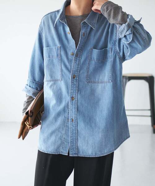 Spick & Span（スピックアンドスパン）の「《追加》ライトオンスデニムシャツ（シャツ/ブラウス・レディース・ブルー系その他/サックスブルー/ベージュ・FREE）」の11枚目の写真