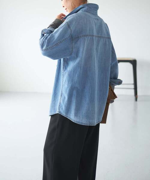 Spick&Span ライトオンスデニムシャツ ブルー 追加2》ライトオンスデニムシャツ（シャツ／ブラウス）｜Spick