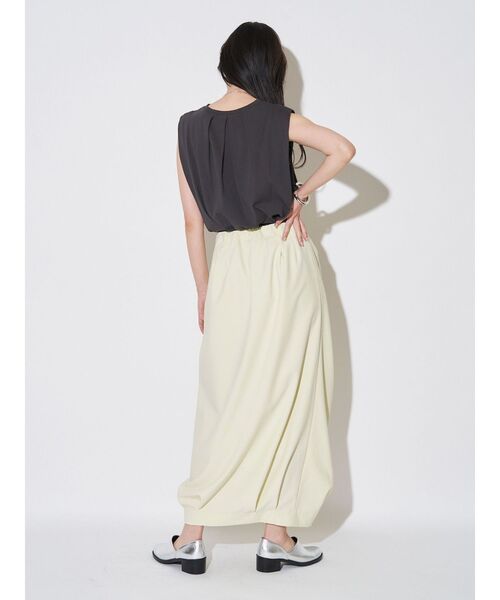 ELENDEEK（エレンディーク）の「アシメドレープスカート（スカート・レディース・イエロー/カーキ/ブラック・FREE）」の5枚目の写真