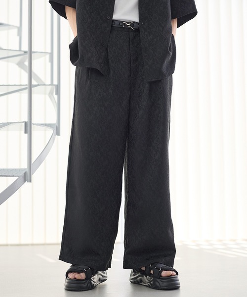 ETELIO（エテリオ）の「総柄ジャガード2タックワイドバギースラックス（スラックス・メンズ・チャコール/ブラック・S/M/L/XL）」の16枚目の写真